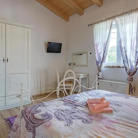 Gorgeous In Holiday home *