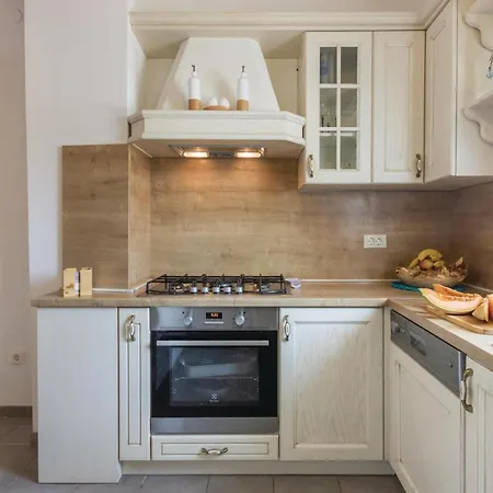 Gorgeous In Holiday home Peruski