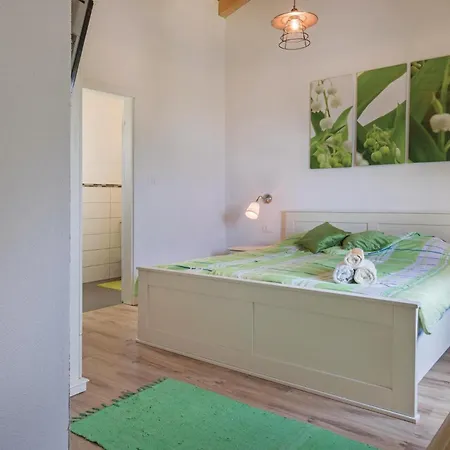 Holiday home Gorgeous In With Wifi