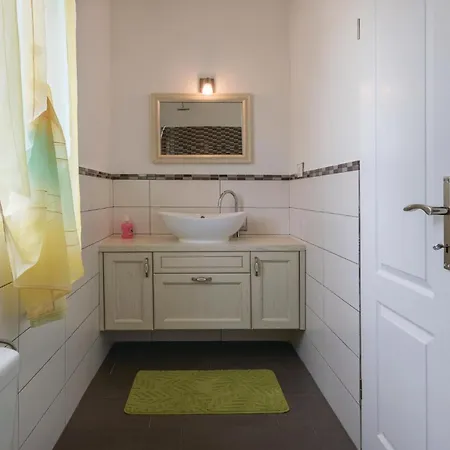 Gorgeous In With Wifi Holiday home *